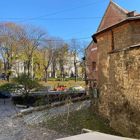 Багатомісні Апартаменти На Арсенальній Lemberg Exterior foto